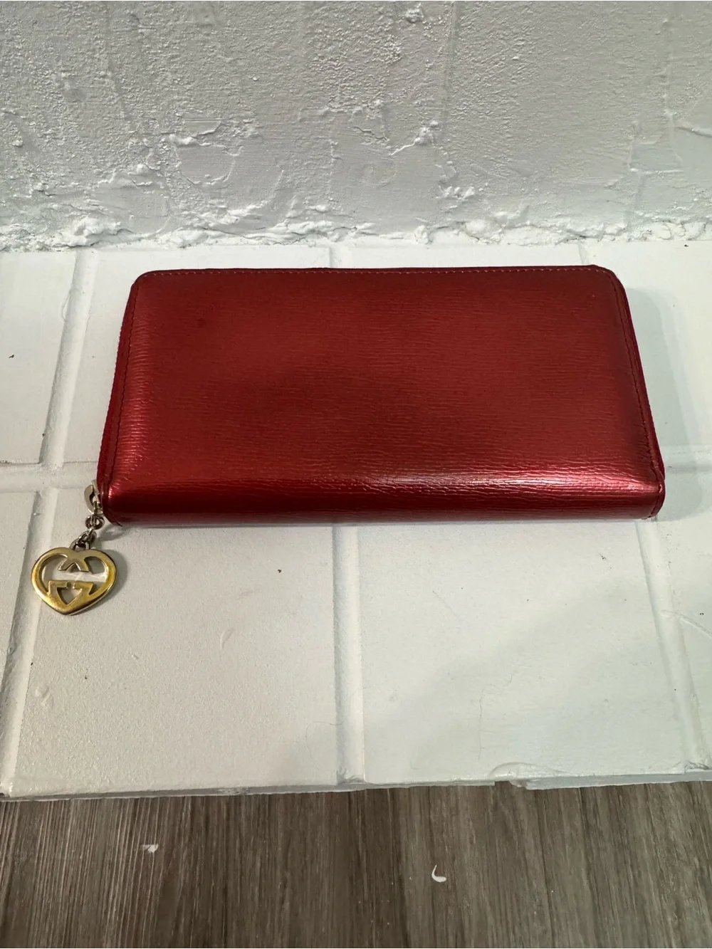 Gucci luxury zip
